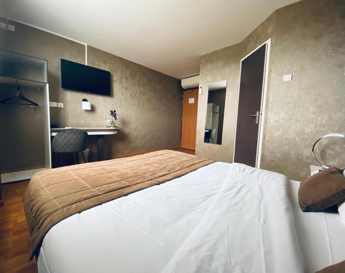 Hotel Air-Lane Saint-Léger-sous-Brienne Exteriör bild