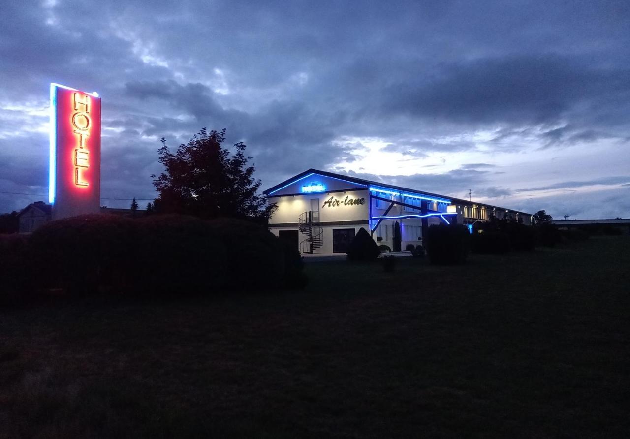 Hotel Air-Lane Saint-Léger-sous-Brienne Exteriör bild