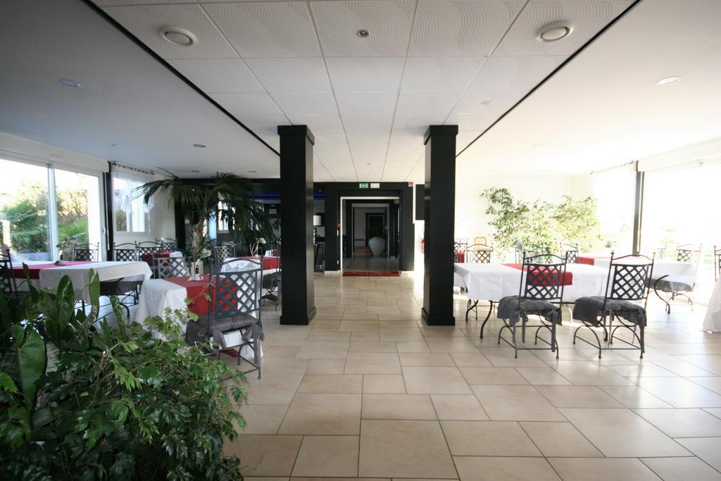 Hotel Air-Lane Saint-Léger-sous-Brienne Exteriör bild