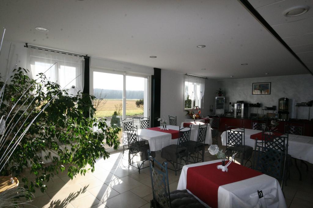 Hotel Air-Lane Saint-Léger-sous-Brienne Exteriör bild